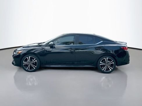 Used 2022 Nissan Sentra SR w/ Lighting Package FWD image 4