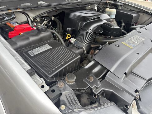 Used 2010 Chevrolet Tahoe LT w/ Luxury Package image 40