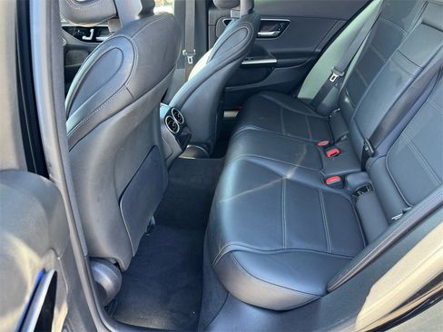 Used 2022 Mercedes-Benz C 300 C 300 image 14