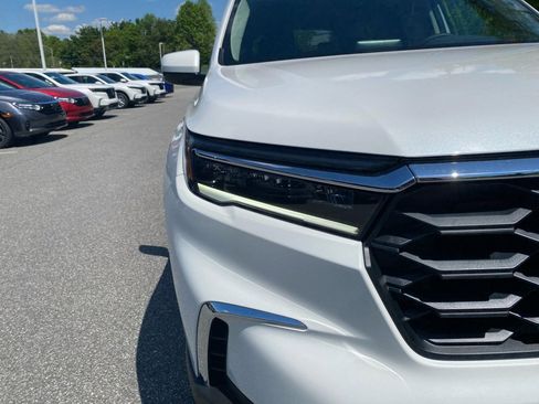 Certified 2025 Honda Pilot EX-L image 25