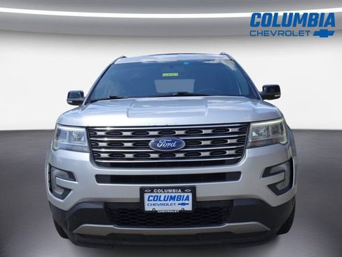 Used 2016 Ford Explorer XLT FWD image 7