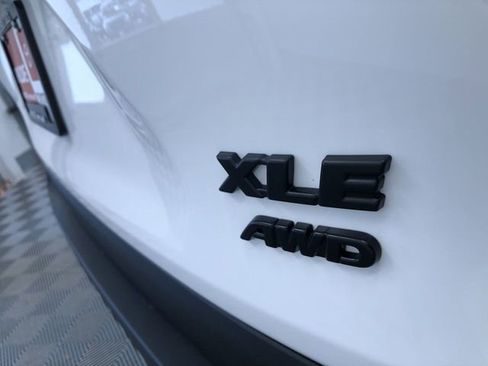 New 2025 Toyota RAV4 XLE image 15