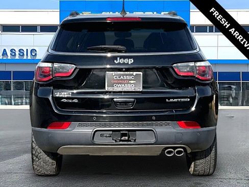 Used 2018 Jeep Compass Limited AWD/4WD image 6