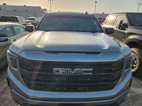 Used 2024 GMC Sierra 1500 Elevation RWD image 2
