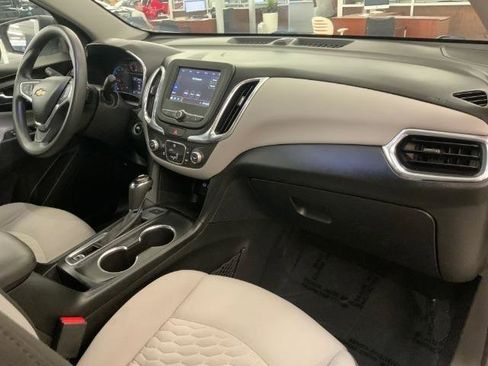 Used 2019 Chevrolet Equinox LS AWD/4WD image 9