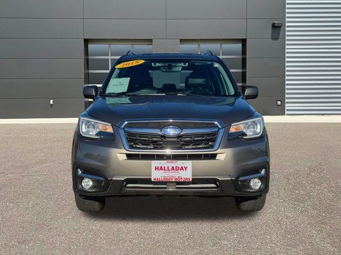 Used 2018 Subaru Forester 2.5i Touring AWD/4WD image 2