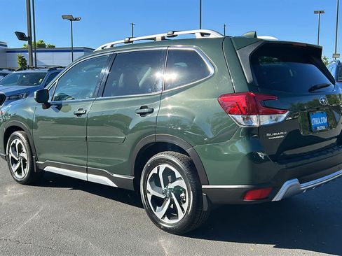 Used 2023 Subaru Forester Touring AWD/4WD image 8