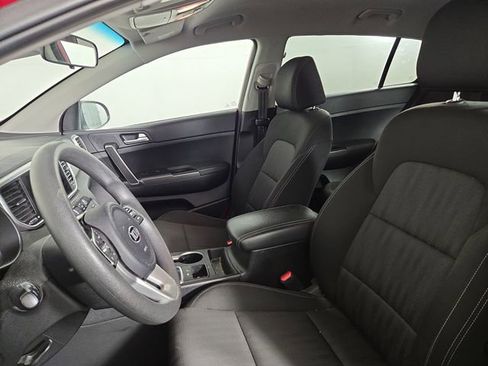 Certified 2022 Kia Sportage LX image 14