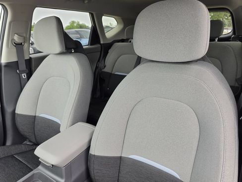 New 2027 Kia Seltos S FWD image 21