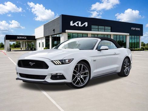 Used 2017 Ford Mustang GT Premium w/ Equipment Group 401A RWD image 1