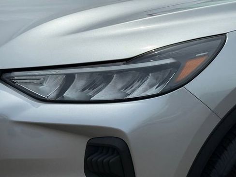 Certified 2024 Ford Escape Active AWD/4WD image 25
