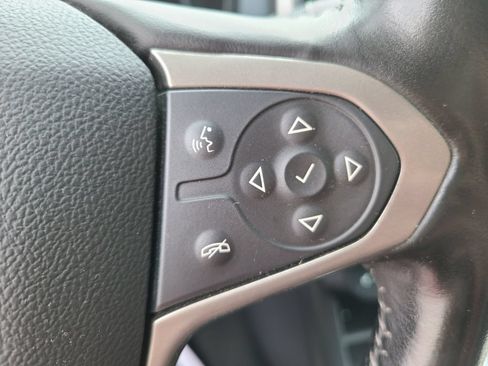 Used 2021 Chevrolet Colorado Z71 AWD/4WD image 28