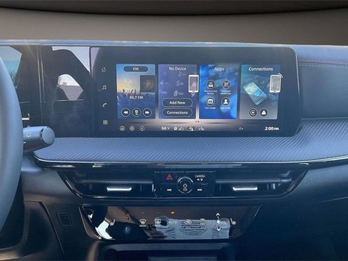 New 2026 Nissan Kicks SR w/ SR Premium Package image 6