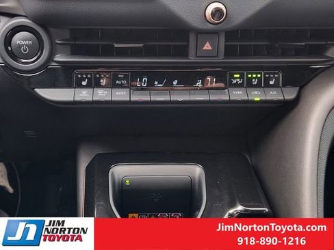 Used 2026 Toyota Crown AWD/4WD image 20