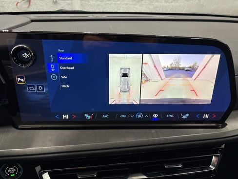 New 2026 Chevrolet Traverse LT w/ Midnight/Sport Edition image 37