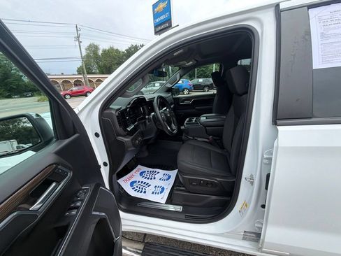 Certified 2024 Chevrolet Silverado 1500 LT AWD/4WD image 31