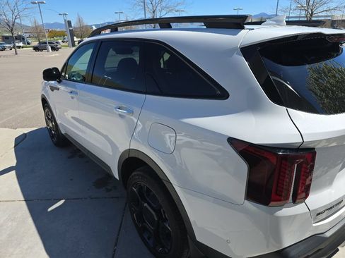 Certified 2025 Kia Sorento SX AWD/4WD image 5