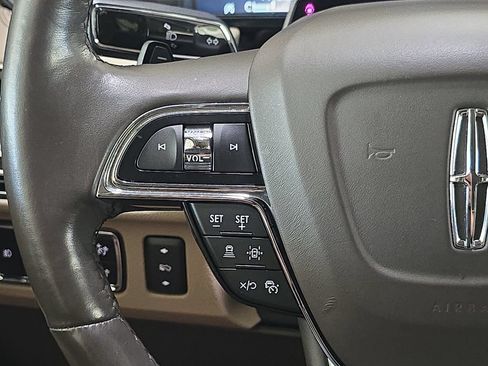 Used 2024 Lincoln Navigator Reserve AWD/4WD image 20