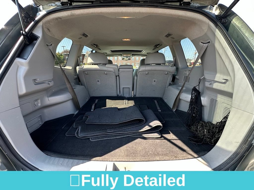 Used 2013 Toyota Highlander Limited AWD/4WD image 32