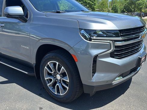 Used 2021 Chevrolet Tahoe LT w/ LT Signature Package AWD/4WD image 7