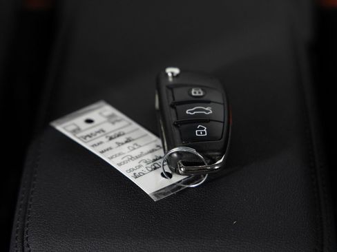 Used 2020 Audi Q3 2.0T Premium Plus w/ Premium Plus Package image 38