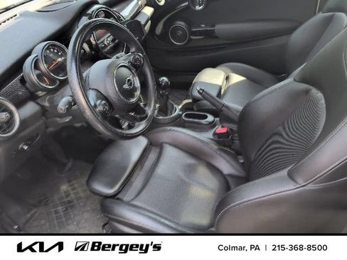 Used 2015 MINI Cooper S FWD image 3
