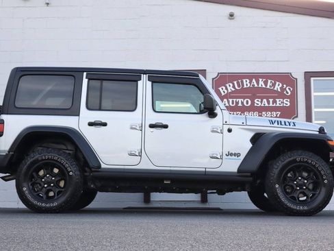 Used 2023 Jeep Wrangler Unlimited w/ Cold Weather Group AWD/4WD image 1