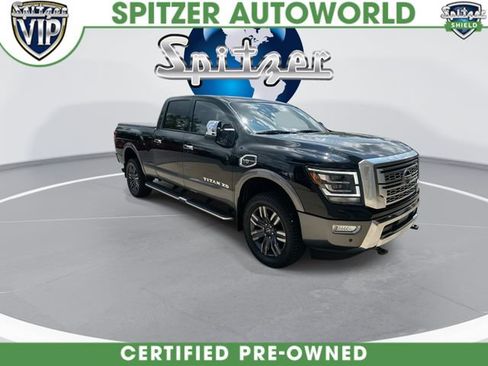 Used 2023 Nissan Titan Platinum Reserve w/ Moonroof Package AWD/4WD image 2