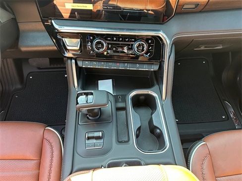 New 2025 GMC Sierra 1500 Denali Ultimate image 11