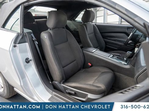 Used 2013 Ford Mustang Convertible image 22