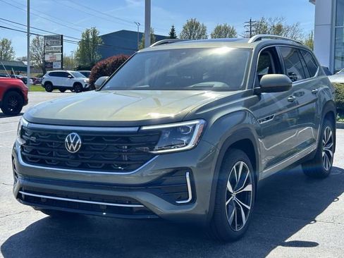New 2026 Volkswagen Atlas SEL Premium R-Line AWD/4WD image 3