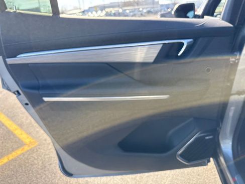 New 2026 Buick Enclave Preferred w/ Power Package AWD/4WD image 32