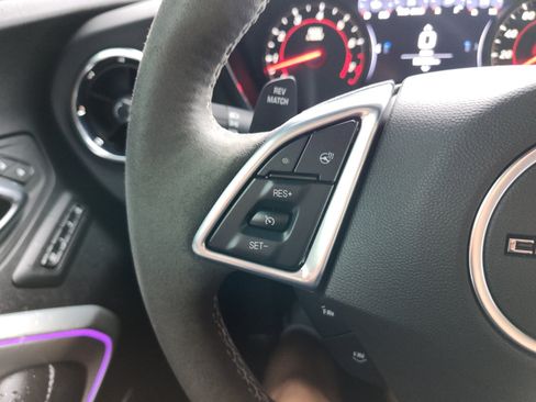 Used 2022 Chevrolet Camaro SS RWD image 24
