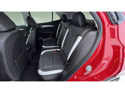 Certified 2025 Buick Envision Sport Touring image 28