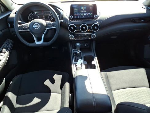 Used 2024 Nissan Sentra SV image 12