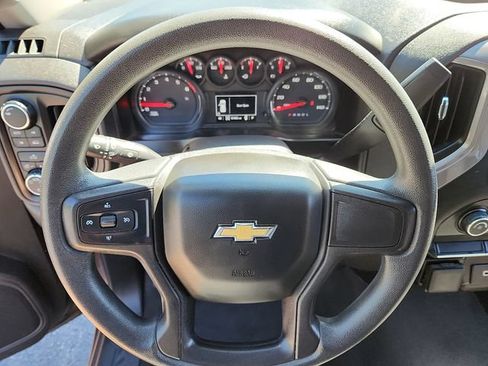 Used 2019 Chevrolet Silverado 1500 Custom w/ Custom Value Package AWD/4WD image 19