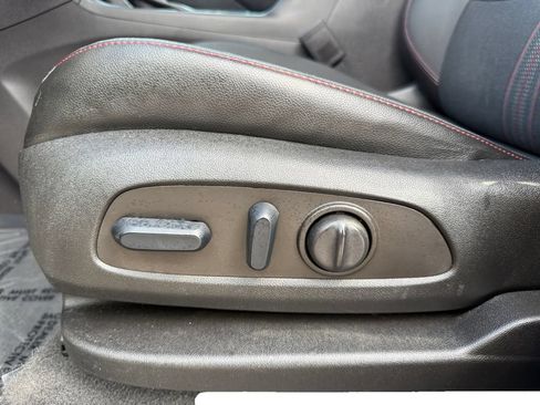 Used 2023 Chevrolet Equinox RS AWD/4WD image 10