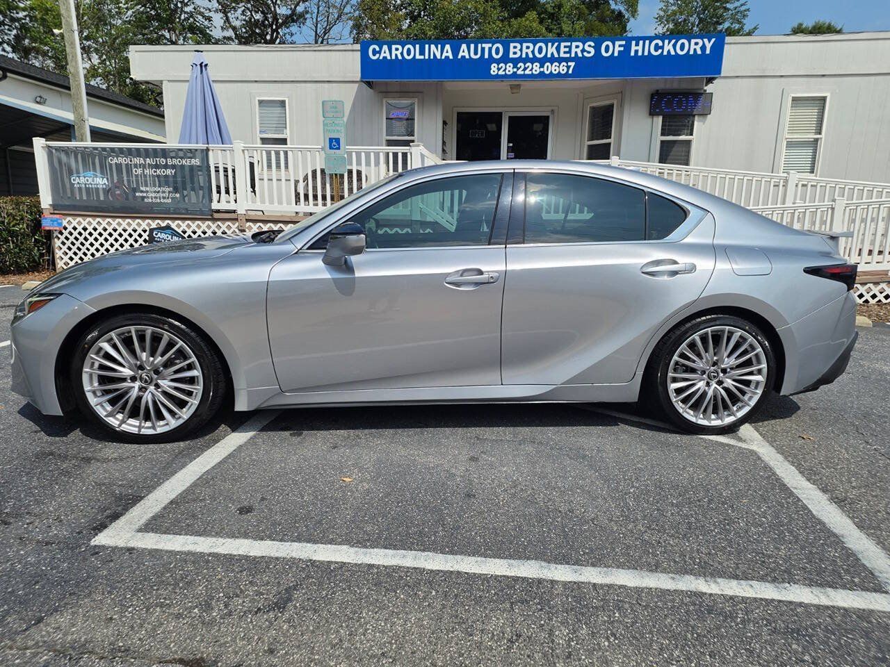 Used 2022 Lexus IS 300 w/ Premium Package RWD image 3