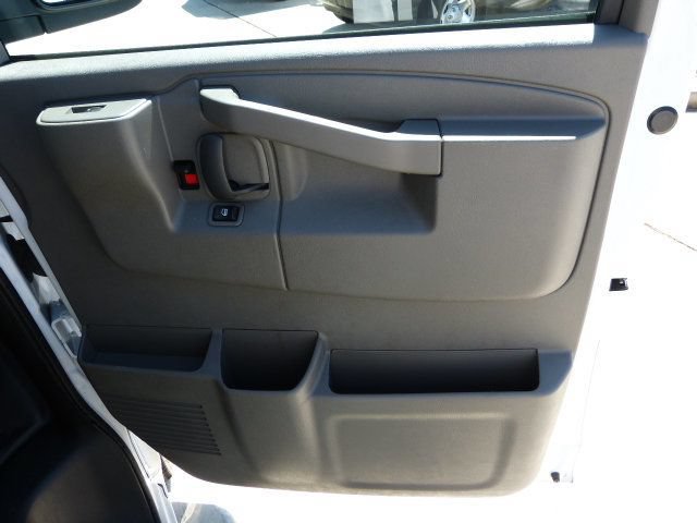 Used 2024 GMC Savana 2500 w/ Driver Convenience Package RWD image 23