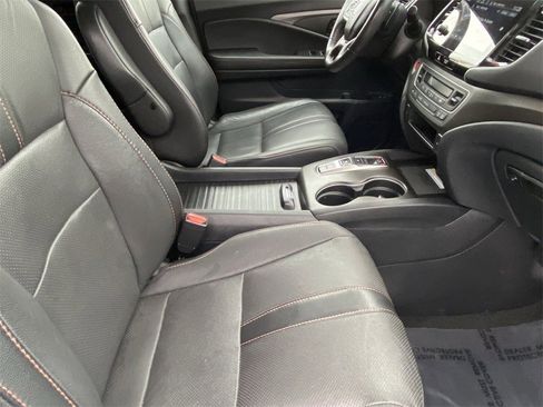 Used 2022 Honda Passport TrailSport image 14