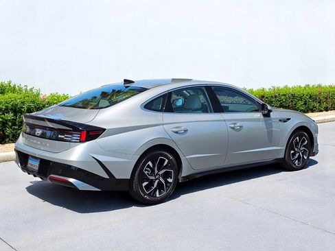Used 2025 Hyundai Sonata SEL image 8