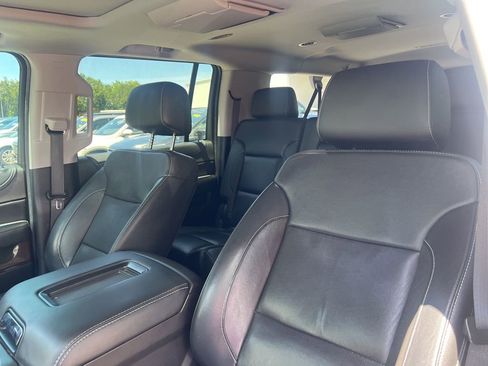 Used 2019 GMC Yukon XL SLT w/ Open Road Package RWD image 10