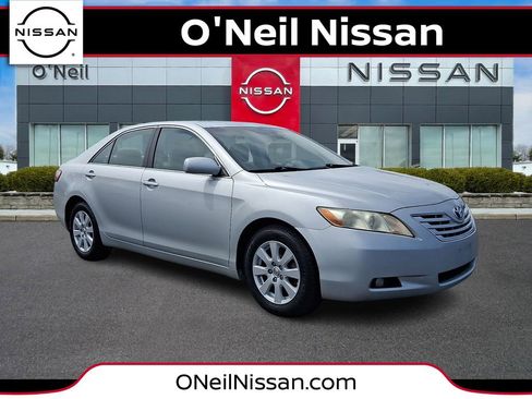 Used 2007 Toyota Camry XLE image 1