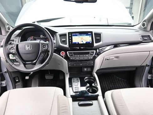 Used 2016 Honda Pilot Elite image 25