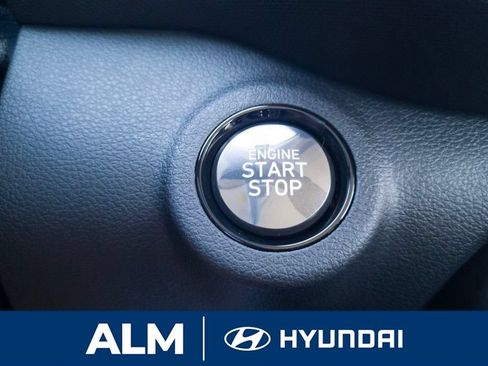 New 2026 Hyundai Venue SEL FWD image 23