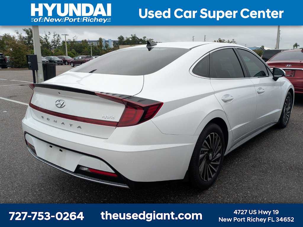 Certified 2023 Hyundai Sonata SEL FWD image 2