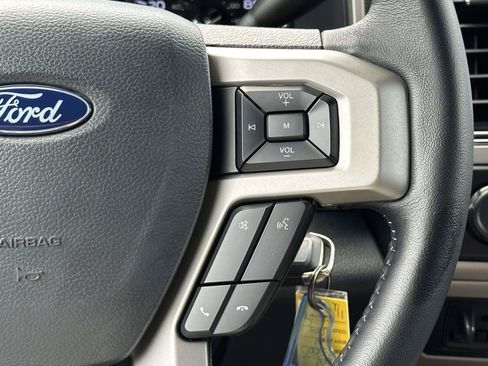 Used 2022 Ford F250 Lariat w/ Black Appearance Package AWD/4WD image 23