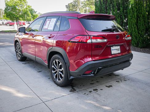 Used 2023 Toyota Corolla Cross SE AWD/4WD image 8