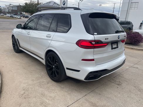 Certified 2022 BMW X7 M50i image 7