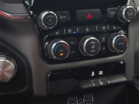 Used 2024 RAM 1500 Laramie image 20